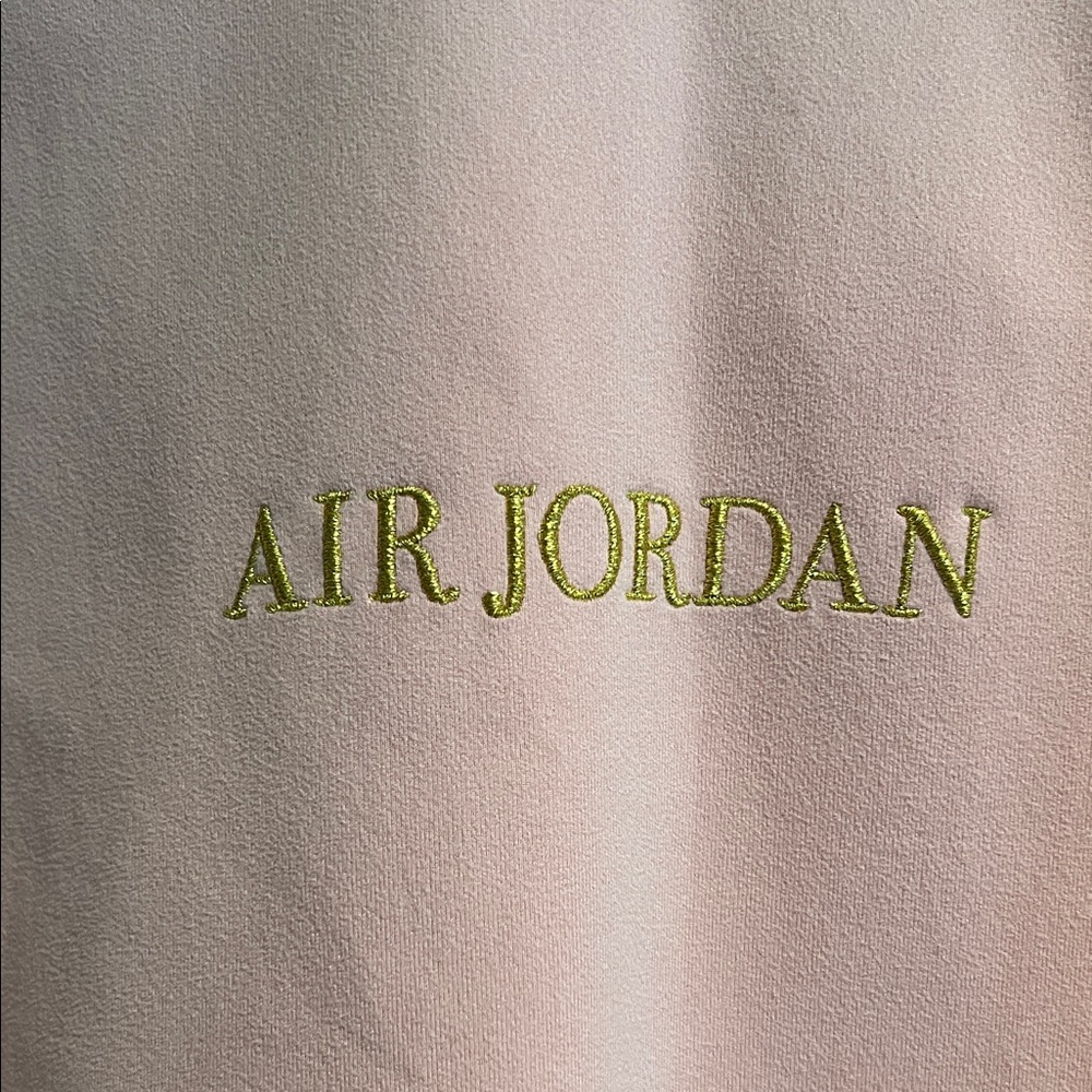 Jordan Pink Sweatshirt with Gold Embroidery - Picture 2 of 3